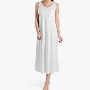 Hanro Women's Cotton Deluxe Long Tank Nightgown